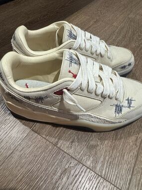 Who Decides War × Nike WMNS Jordan Flight Court